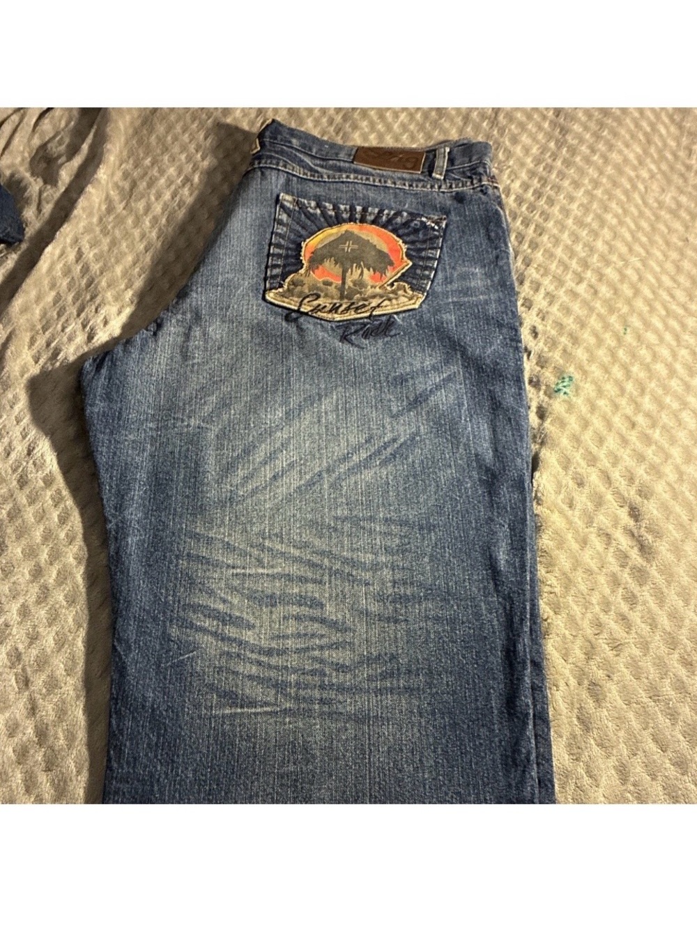 Vintage 90’s LRG Men's Relaxed Blue Denim Jeans with Embroidered Pocket Graphic